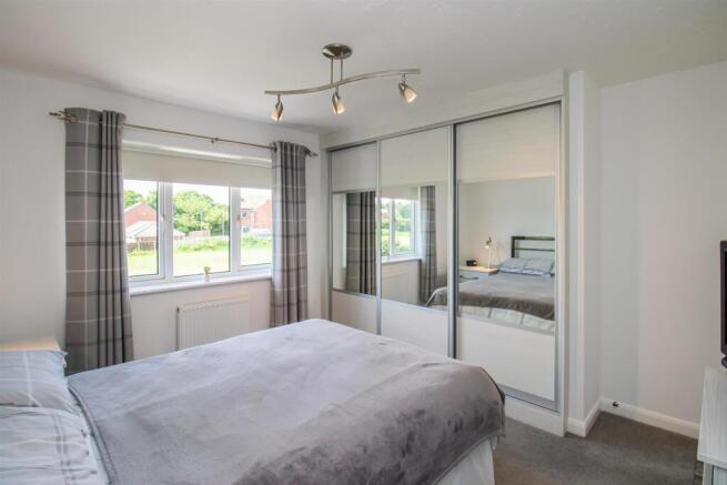 3 bed Detached for sale Image 7