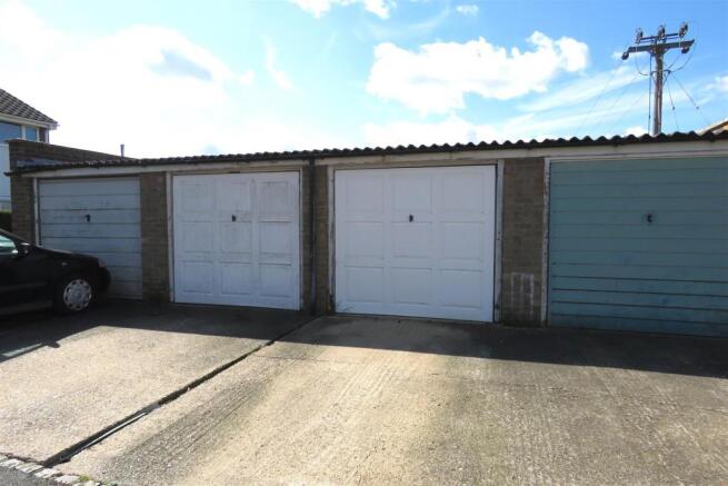 GARAGE.JPG