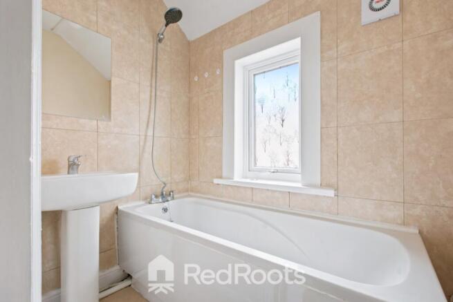 3 bed Terraced for sale Image 11