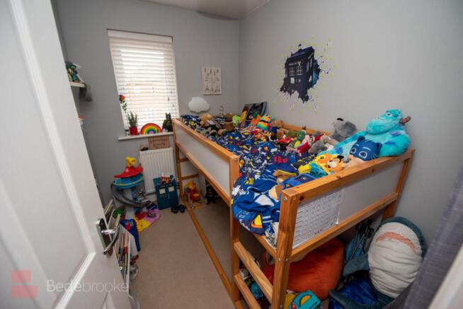 Photo 8