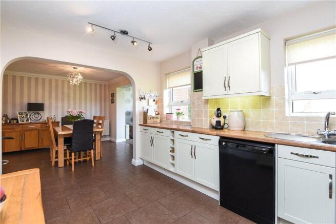 Kitchen/Dining