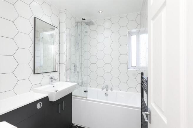 3 bed Semi-Detached for sale Image 7