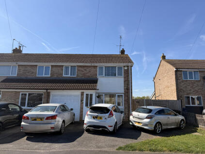 Warren Road, Northway, GL20