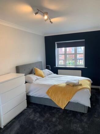 1 bed House Share to rent Image 6