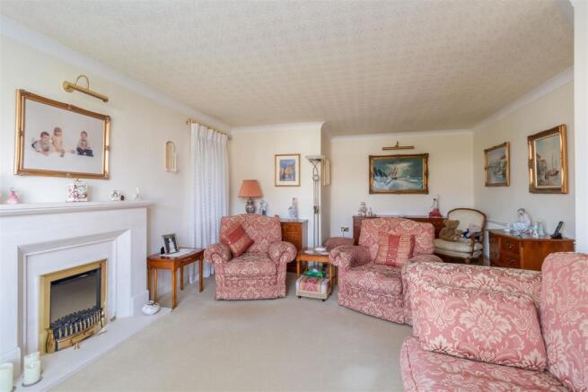 Bay Crescent 16-Sitting Room B.jpg