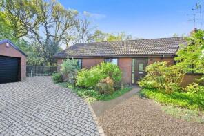 54, Muirfield Avenue, Bessacarr, Doncaster DN4 6UP