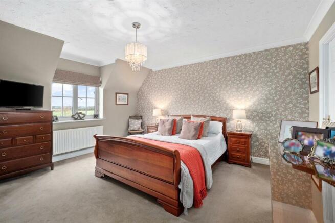 24 Millfield Close-16.jpg