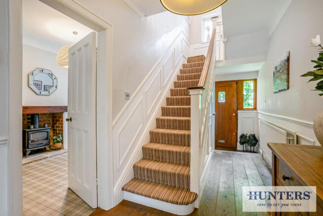 4 bed Detached for sale Image 9