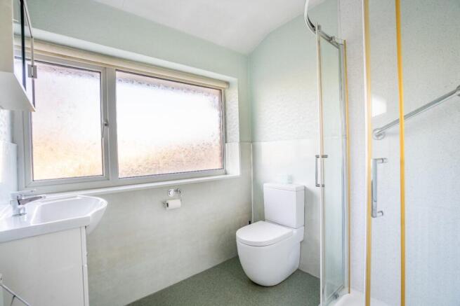 4 bed Semi-Detached for sale Image 12