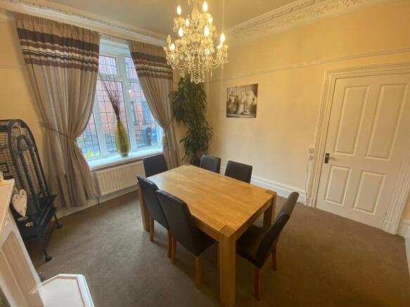 3 bed Terraced for sale Image 9
