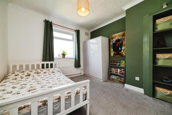 3 bed Terraced for sale Image 10