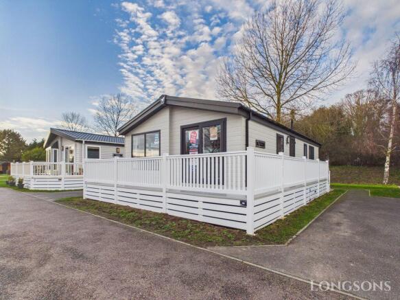 Cam02173g0 Pr0335 Still060