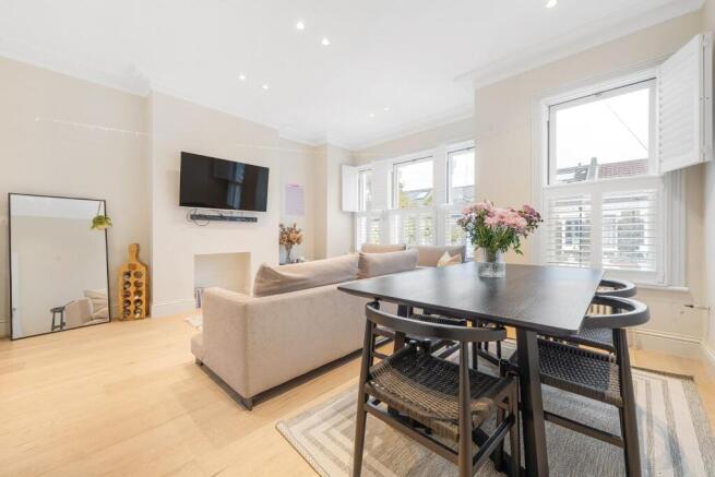 Open plan kitchen-reception (1).JPG