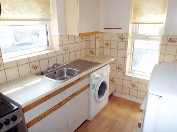 KITCHEN: