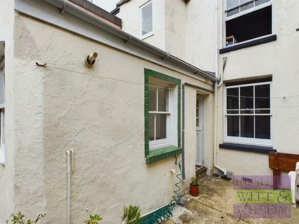 Photo 26