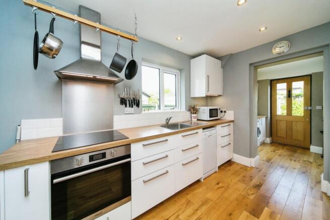 Kitchen/Utility Room