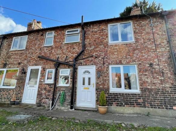 2 bed House for sale Image 10