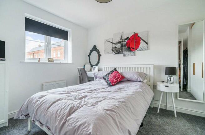 Bedroom 2 (Double)
