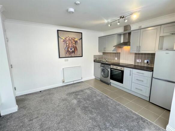Flat 1, 20 Jubilee Street Lounge