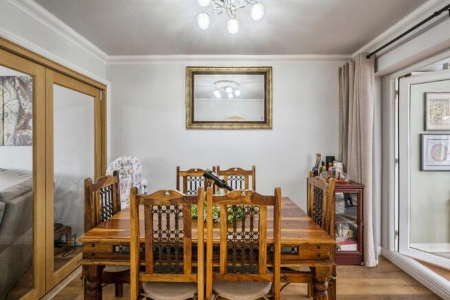 3 bed Semi-Detached for sale Image 10