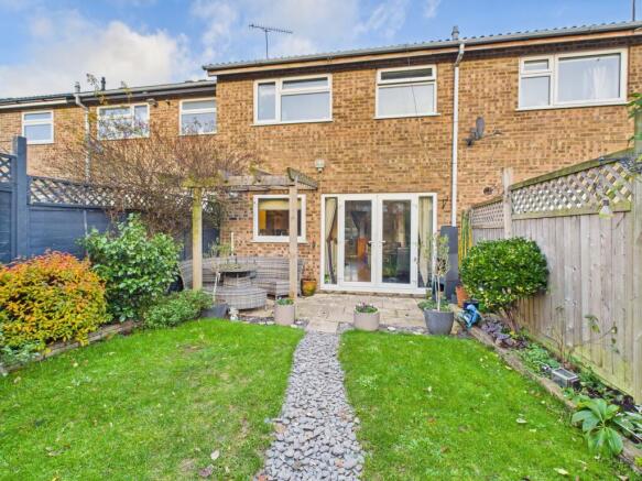 CAM02136G0-PR0495-STILL014