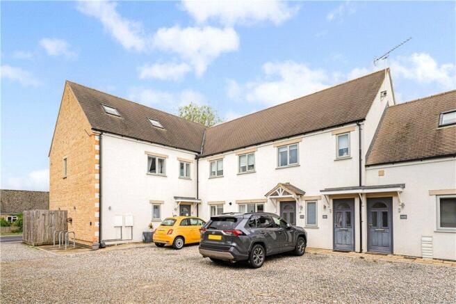 3 Chadwick Court