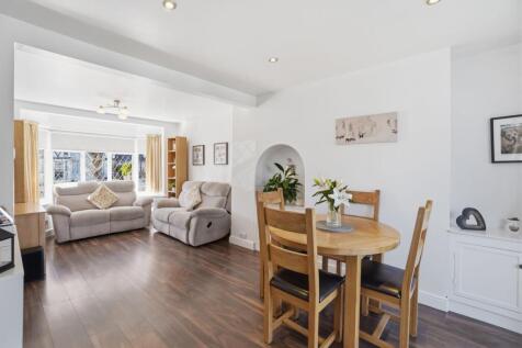 Seymour Avenue, Morden, SM4