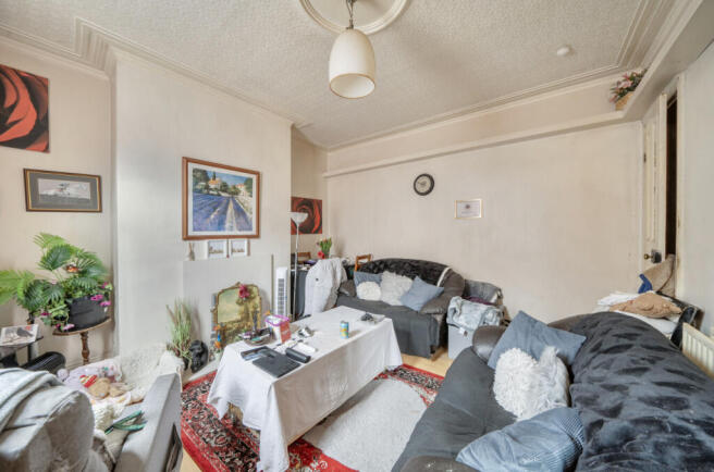 1410261-4-698ddfa...