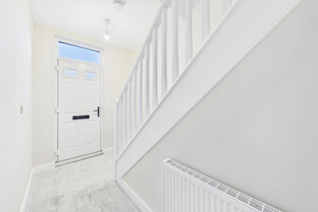 3 bed Semi-Detached for sale Image 8