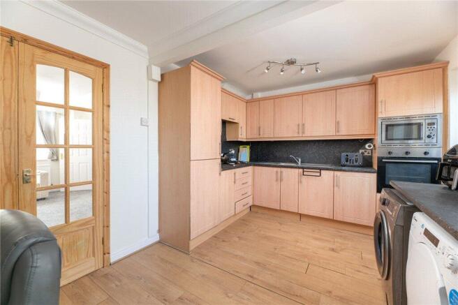 3 bed Semi-Detached for sale Image 5