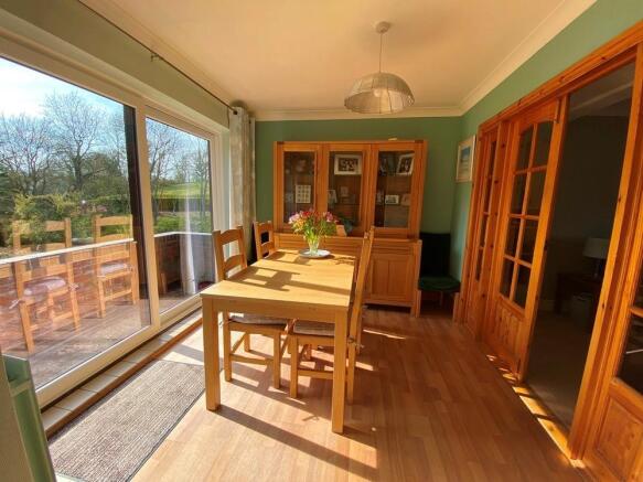 dining room.JPG