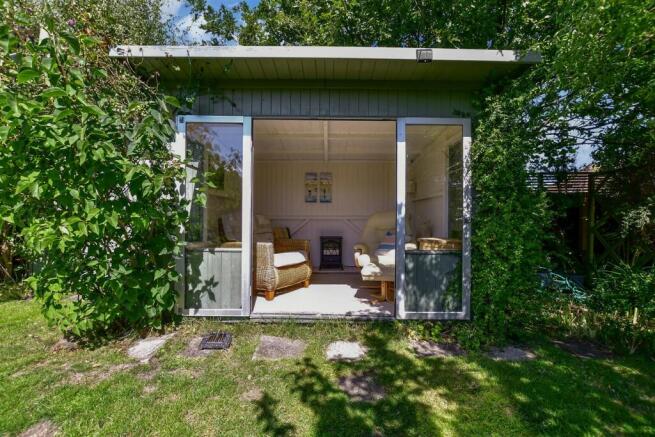 Workshop/Outbuildings
