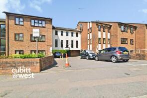 3, 111 Knowle Lodge, Croydon Road, Caterham CR3 6PE