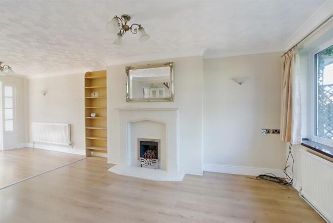8571380-interior09-800.JPG