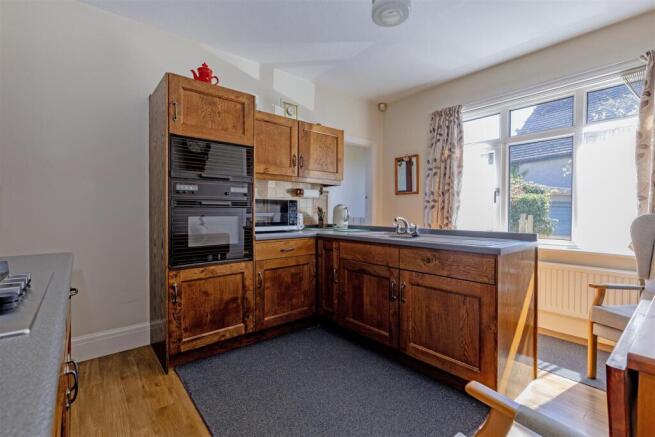 Kitchen-2.jpg