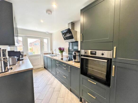 Silverdale Grove, Rushden photo 4