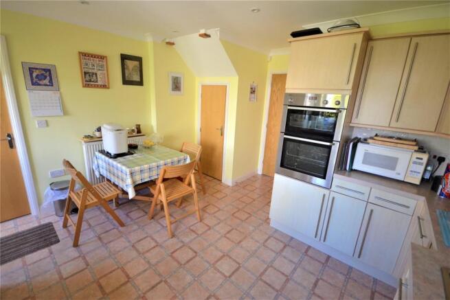 Kitchen/Breakfast Rm