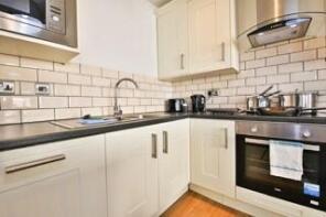 32, Oakfield Grove, Clifton, Bristol BS8 2BL