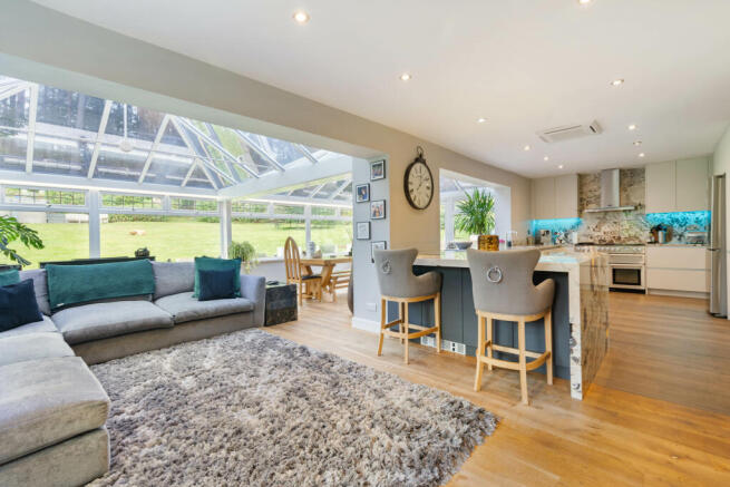 Kitchen-Sitting Room