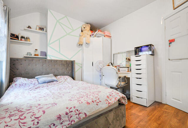 Photo 10