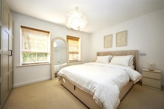 4 bed End of Terrace for sale Image 4