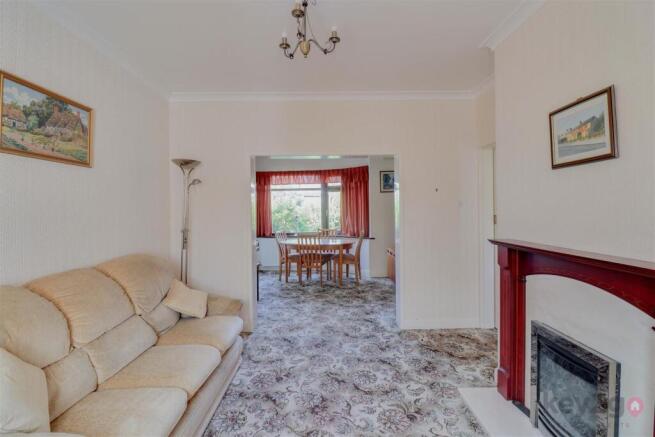 3 bed Semi-Detached for sale Image 8