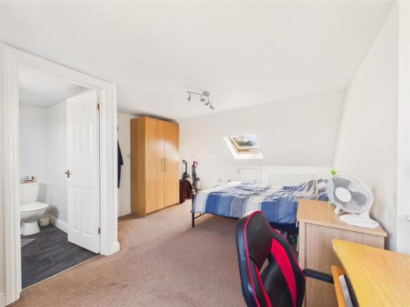4 bed End of Terrace for sale Image 8