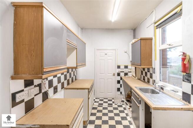 3 bed Semi-Detached for sale Image 5