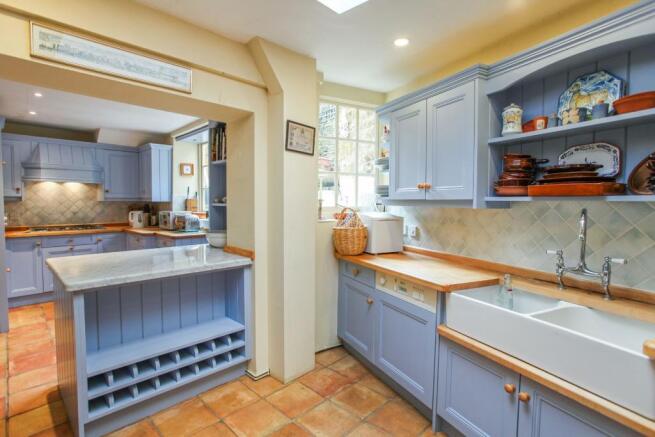 Kitchen entire