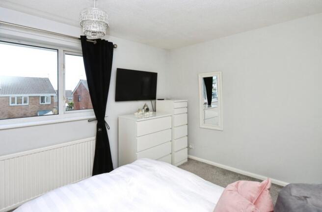 2 bed Terraced for sale Image 12