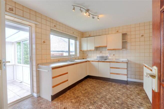 3 bed Bungalow for sale Image 9