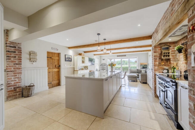 Kitchen/Diner/Fam...