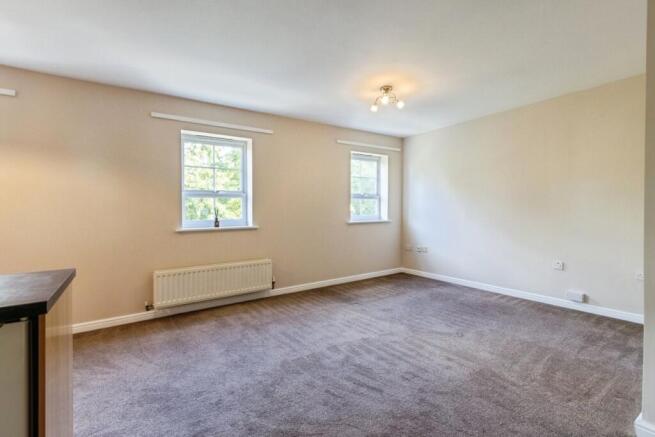 2 bed Flat for sale Image 8