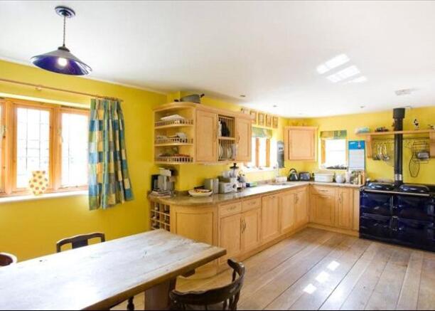Kitchen/Breakfast Rm